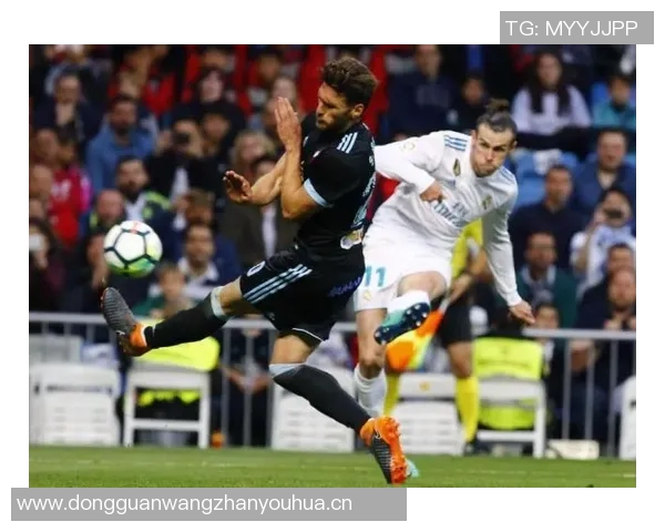 贝尔半场火力全开三分球精准命中助球队领先 贝尔半场火力全开三分球精准命中助球队领先