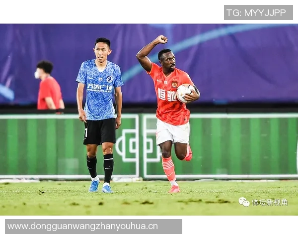 韩国队半场换人策略显成效归化球员卡斯特罗替补登场助力比赛 韩国队半场换人策略显成效归化球员卡斯特罗替补登场助力比赛