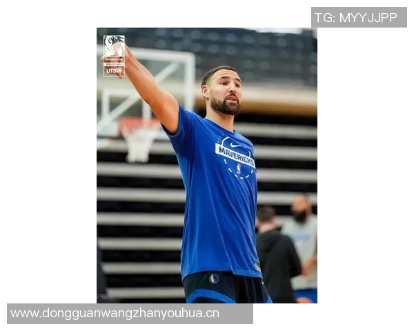 独行侠训练阵容惊艳全场弗拉格华盛顿浓眉莱夫利携手出击