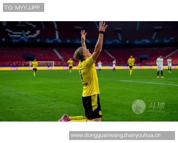 哈兰德社交媒体分享英伦风格穿搭绿色帽子搭配马甲尽显绅士魅力 哈兰德社交媒体分享英伦风格穿搭绿色帽子搭配马甲尽显绅士魅力