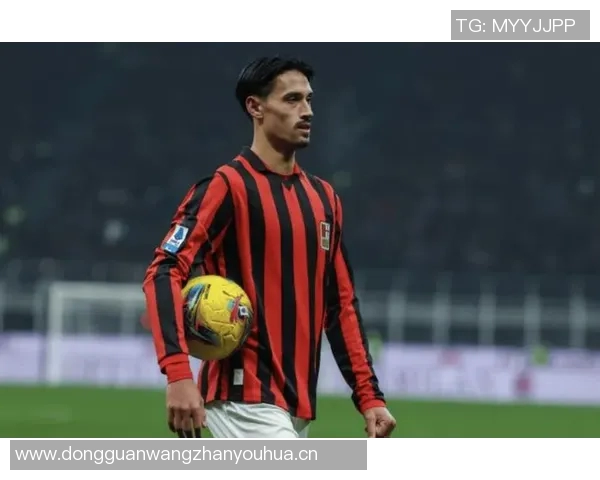 皇马密切关注阿尔克马尔19岁中场新星基斯斯米特的潜力与表现