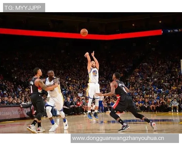 海斯谈三分球投篮技巧:接球即投是我常练的节奏掌控 海斯谈三分球投篮技巧:接球即投是我常练的节奏掌控