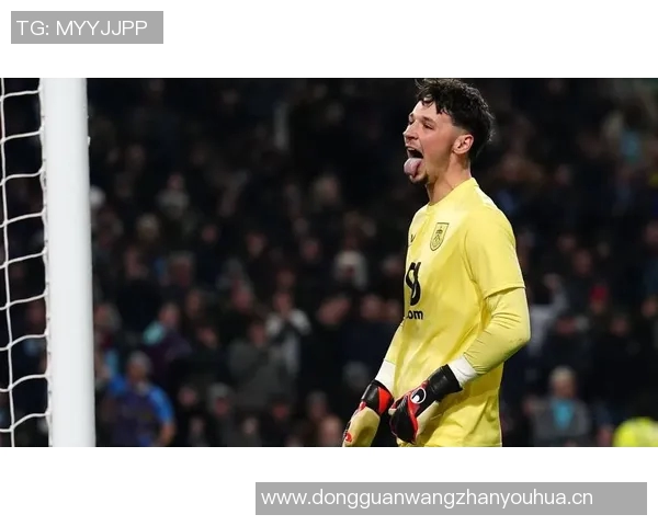 利物浦官方宣布签下曼城15岁青训门将阿尔菲杜利引发关注