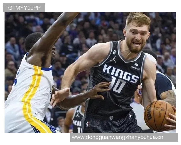 福克斯状态起伏20投9中贡献25分5篮板9助攻正负值惨淡19