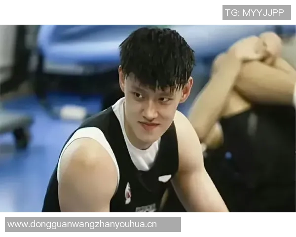 曾凡博期待在NBA中国赛中展现自我感受篮球的热情与荣耀 曾凡博期待在NBA中国赛中展现自我感受篮球的热情与荣耀