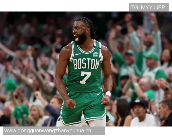 杰伦布朗反思防守失误称今天比赛表现不佳需改进