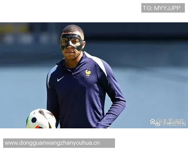 德尚透露姆巴佩脚踝伤势未恶化但换下前再遭撞击引担忧