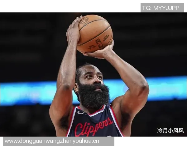 快船命运多舛哈登绝杀遭犯规裁判无视令人唏嘘