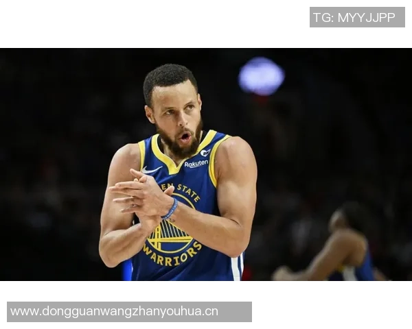 库里谈第三节精彩表现强调无球跑动助力勇士掌控比赛节奏