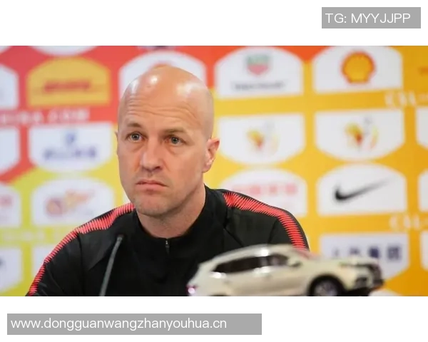 小克鲁伊夫谈巴萨未签安东尼原因荷甲球员表现不佳或影响投资回报