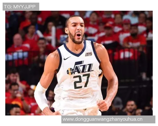 戈贝尔：以身作则展现团队精神我们在逆境中选择团结与理智