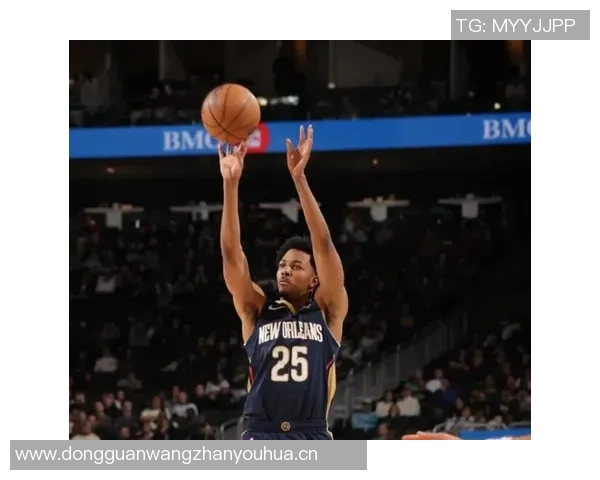 墨菲神勇表现全场闪耀24投13中砍下35分8篮板4助攻3抢断三分球火力全开